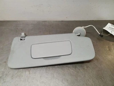 Parasol derecho pasajero Chevrolet Blazer 2022 9248859 Foto 1 de 4