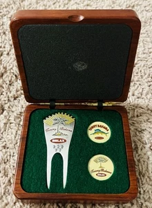 ⛳ Juego de marcadores de pelota de golf Tommy Bahama - Caja de madera - Vibraciones tropicales 🏝️ - Imagen 1 de 8