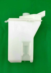 Original Chevrolet GM Washer Fluid Tank Chevrolet Nubira - 96190251 - Picture 1 of 7