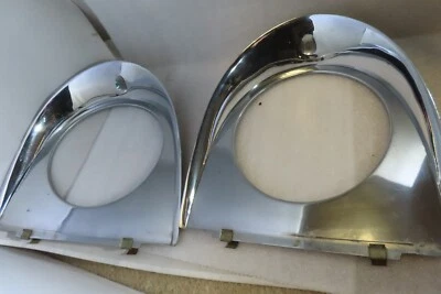 1955 Packard Clipper headlight lamp bezel surround retainer housing door set 2 - Imagem 1 de 4