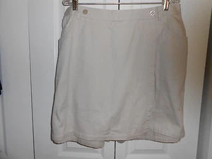 ELIZABETH PETITE--BONE WRAP AROUND SKORT--20 - Picture 1 of 2