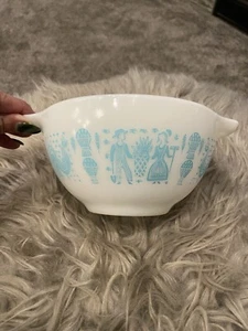 VTG Pyrex Amish Butterprint #441 Mixing Bowl 1 1/2 Pt Cinderella White Turquoise - Picture 1 of 6