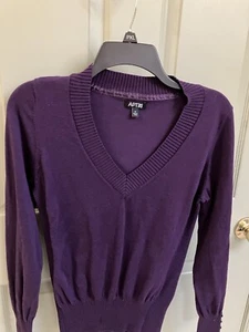 APT. 9 Women's M Purple V-Neck Long Sleeve Sweater Top - Picture 1 of 9