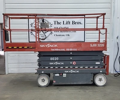 Electric Scissor Lift 2016 Skyjack SJIII 3226 26 ft. Aerial Manlift Genie JLG - Image 1 of 4