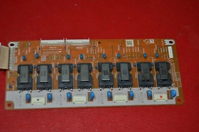 RUNTKA096WJZZ QKITF0086SN2A(48) SCHEDA INVERTER PER TV SHARP LC-32GA5E - Immagine 1 di 4