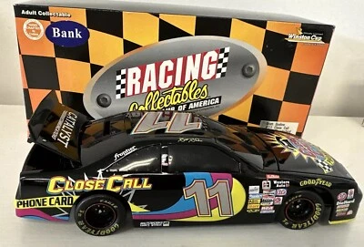 Литая модель Action 1:24 BRETT BODINE NO11 CLOSE CALL 97 FORD THUNDERBIRD (kw1023-525 - Изображение 1 из 4