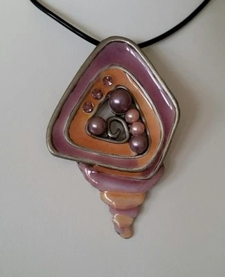 Kautschukkette Anhänger Muschel 7 cm lila orange rosa Mode-Perle K 76 - Bild 1 von 4