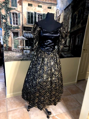 Vestido Midi De Colección Años 80 Negro Satinado Dorado Encaje Hombro Descubierto Glam Rock Fiesta Baile de graduación 8 Foto 1 de 4