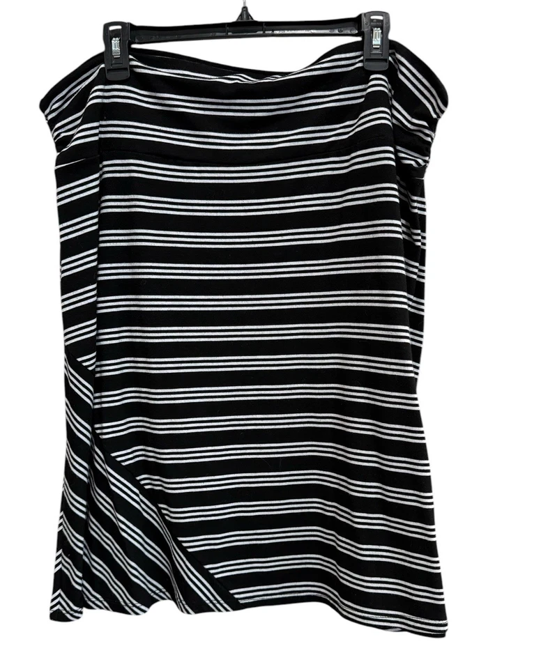 Saia listrada preta e branca Faded Glory Y2K tamanho 2XL 20 super elástica - Imagem 1 de 4