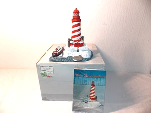 Harbour Lights Weihnachten 1997 White Shoal Light Michigan Leuchtturm #704 Box COA - Bild 1 von 3