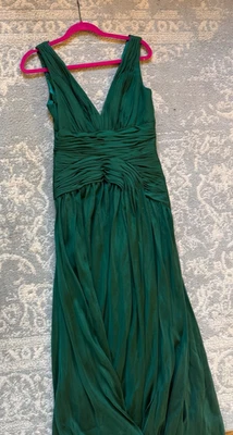 Carmen Marc Valvo Couture Deep Emerald Stunner! Собранный в рюш шифон - размер 8 - ВАУ! - Изображение 1 из 4