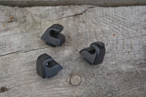 MERCEDES W123 W124 W201 Sun Visor Clip Black - Picture 1 of 3