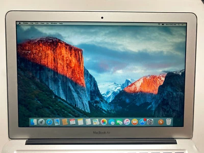 Apple MacBook Air A1369 13,3" i5 1,7 GHz metà 2011 4 GB 128 GB SSD J17-19A - Immagine 1 di 4