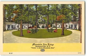 Hendersonville, Carolina del Norte - Mountain Aire Lodge, Motel Cottages - Postal de lino década de 1940 - Imagen 1 de 2
