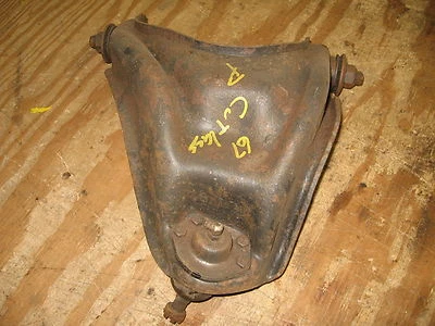 1964-1972 Chevrolet Chevelle Skylark dianteiro braço de controle superior suspensão peça PF - Imagem 1 de 2