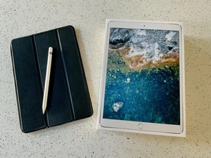 Apple iPad Pro (2017) 512GB, Wi-Fi + 4G (Unlocked), 10.5 in - Silver - Picture 1 of 6
