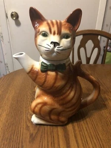 Tony Wood Pussy Foot Tea Pot - Picture 1 of 10