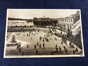 V3-97 VINTAGE POST CARD - PLYMOUTH, THE BATHING POOL AND PIER - Picture 1 of 5