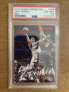 Panini Chronicles Luminance Red 2019-20/149 Luka Doncic #159 graduado PSA 8,5 NBA - Imagen 1 de 8