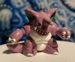Vtg Tomy pokemon Miniature figure - Nidoking (Pencil Topper) - Picture 1 of 5