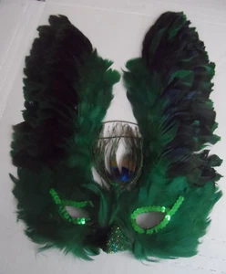 Feathered Green & Black Mask - MARDI GRAS MASQUERADE PARTY EYE MASK - HALLOWEEN - Picture 1 of 3