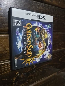 Golden Sun Dark Dawn Nintendo DS *solo custodia* - Foto 1 di 3