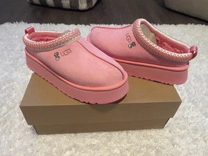 Size 9 Woman UGG Tazz Love '25 Slipper TROPICAL PINK Women's  - Fast Shipping - Picture 1 of 8