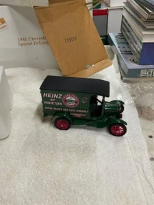 *RARE* DANBURY MINT 1920'S HEINZ PICKLES DELIVERY TRUCK 1:24 Diecast ORIG. BOX - Picture 1 of 9