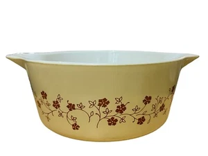 Cazuela vintage Pyrex Trailing Flowers amarillo claro 475-b, 2,5 L, sin tapa - Imagen 1 de 4