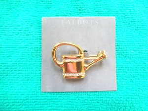 TALBOTS GIESSKANNE GOLDFARBEN MIT STRASS ANSTECKNADEL NEU MIT ETIKETT SOMMERDESIGN - Bild 1 von 5