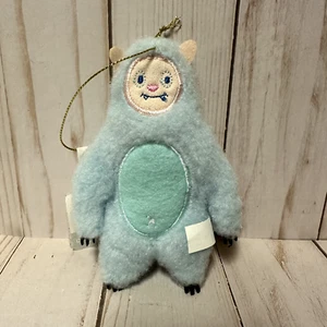 Ornement de Noël Target Wondershop Yeti Abominal Bonhomme de neige feutre bleu 2021 - Photo 1/4