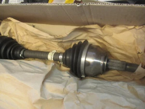 Original Alfa Romeo 147 / GT 1,9 JTD 8V 16V Halbwelle rechts 71791734 neu - Picture 1 of 2