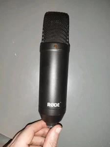 Rode NT1 Condenser Microphone - Full Working - Picture 1 of 7
