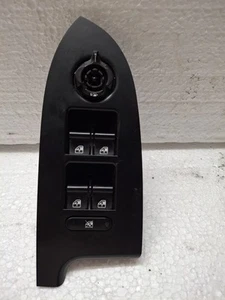 Alfa Romeo Giulietta RHD UK Master Window Switch WITHOUT MIRROR FOLDING SWITCH - Picture 1 of 4