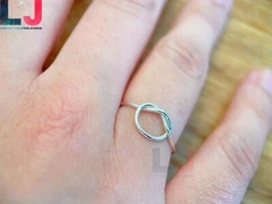 Knot Ring 925 Sterling Silver Stackable Unique Love Ring Handmade Ring All Size - Picture 1 of 4