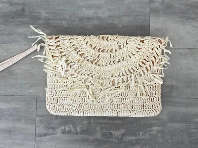 Bolso sin asas de paja Sole Society para mujer con asa de cremallera Foto 1 de 4