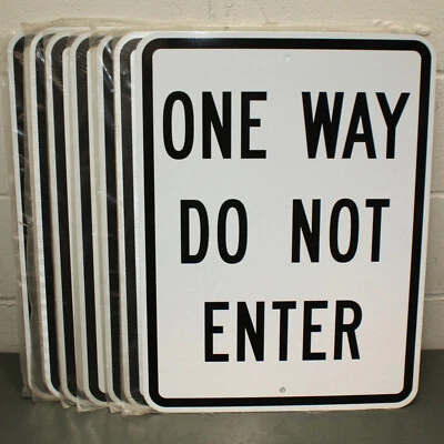 (7) Brady "One Way Do Not Enter" Traffic Signs, 24" x 18" Aluminum, Prismatic - Image 1 of 4
