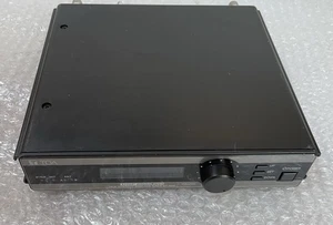 TOA WT-5800 UHF Wireless Radio Microphone, 64-ch, True Diversity - Picture 1 of 9