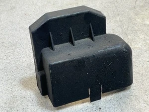 02-06 Mercedes Dodge Sprinter T1N ABS Pump Connector Cover Freightliner - Picture 1 of 6