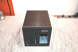 Datto S3B500 4-Bay Network Attached Storage 2 Caddies No Drives No Software - Picture 1 of 10