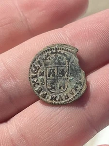 1663 8 Maravedis Spanish Colonial Old Silver Billon Coin Seville MINT Pirate Era - Picture 1 of 2