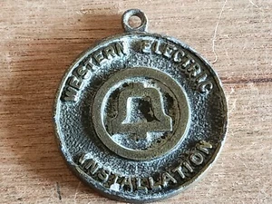 Western Elektroinstallation Medaille Anhänger Mitarbeiter Auszeichnung grob Vintage - Bild 1 von 24