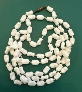 Collar de cuentas de vidrio esmerilado de joyería vintage anudadas a mano largo patrimonio - Imagen 1 de 5