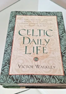 celtic daily life - victor walkley book novel hardcover - Imagen 1 de 7