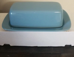 10 Strawberry Street Classic 2-Piece BLUE Butter Dish EXCELLENT CONDITION - Picture 1 of 4