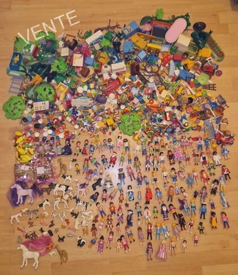 /! GROS LOT PLAYMOBIL 6kg (126 personnages dont des spéciaux, 50 animaux) /! - Photo 1/4