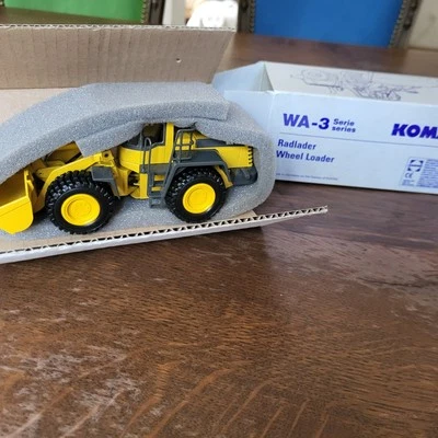 Komatsu Radlader WA470-3 Conrad Modell - Bild 1 von 3