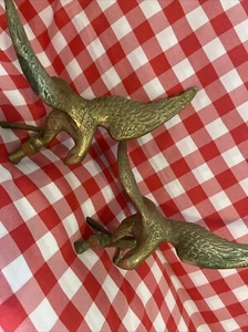 PAIR BRASS EAGLE COLLECTABLE FIGURINES SHELF SITTER Spread Wings on Branch 29cm - Picture 1 of 24