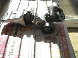 Ford Mondeo tdci 2.0 Mk4 Alternator Bracket 7G9Q-10K018-AA. - Picture 1 of 3