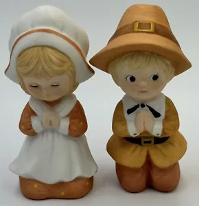 Estatuillas de niño y niña peregrinos de oración de acción de gracias Lefton de colección #02161 - Imagen 1 de 7